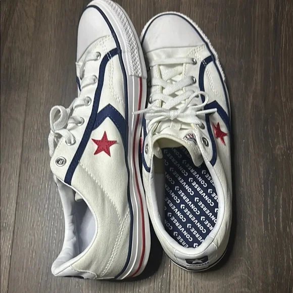 Converse White and Blue Sneakers with Red Stars - Picture 2 of 3